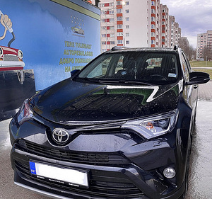 Toyota Rav4 Luxury 2.0 112kW (2 foto / 3)
