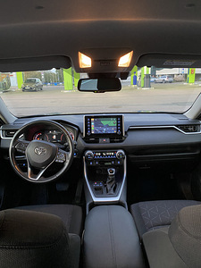 Toyota Rav4 LuxuryPlus (3 foto / 11)