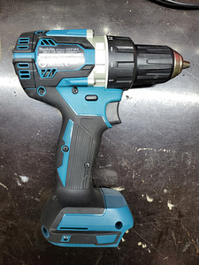 Makita DDF484 (1 фото из 3)