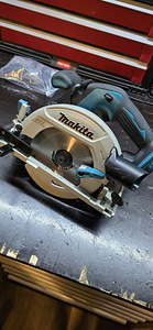 Makita DHS680 akuketassaag,18v harjavaba (1 foto / 3)