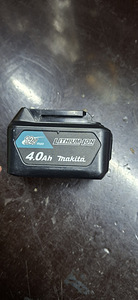 Makita cxt 12v 4Ah aku (1 foto / 2)