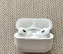 Apple AirPods Pro (2nd gen) with Charging Case