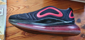 Продам кроссовки nike air max 720. (1 фото из 5)