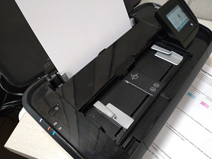 Mobiilne multifunktisoonalne printer HP OfficeJet 252 Mobile (4 foto / 6)