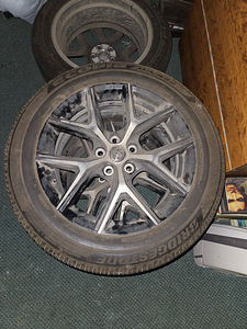 Toyota veljed r18 (3 foto / 6)