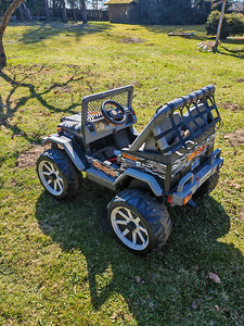 Müüa laste elektriauto Peg Perego (3 foto / 3)