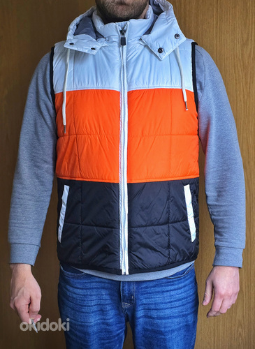 M: vest