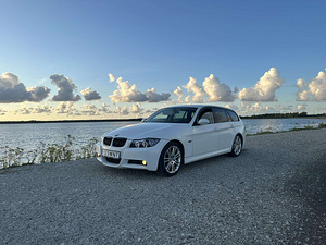 BMW 330D M-Pakett (1 foto / 6)