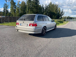 BMW 525d атм (3 фото из 5)