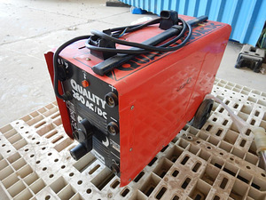 Keevitusmasin Telwin 260 ac/dc (1 foto / 1)
