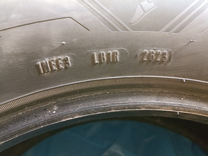 Ламель шины GoodYear Ultra Grip Ice 3 (6 фото из 6)