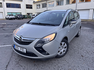 Opel Zafira Tourer 1.8 103kw (1 foto / 6)