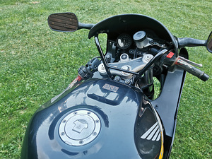 Honda cbr 900rr fireblade (6 foto / 7)