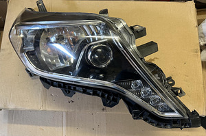 Land Cruiser 150 8118560J20 8114560J20 (2 foto / 4)