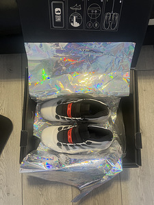 Air Jordan Adapt 1.0 (4 foto / 8)