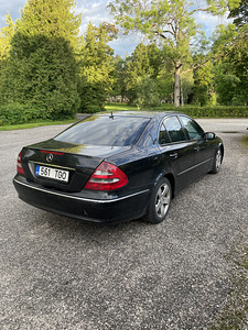 Мерседес-Бенц Е 270 CDI (5 фото из 11)