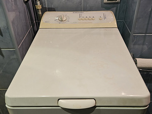 Pesumasin Electrolux EW1022T (2 foto / 2)