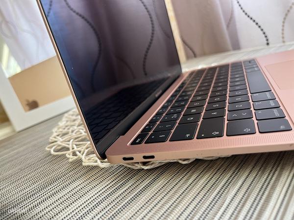 Apple MacBook Air 2018 128gb (фото #6)