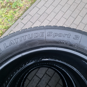 Michelin Latitute Sport 3 (235/50/R19) (5 foto / 5)
