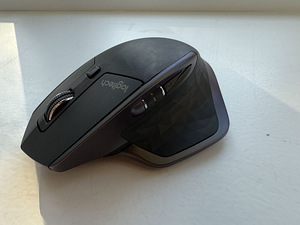 Logitech MX Master (2 фото из 4)