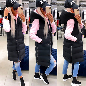 Naiste must vest suurus M/L (1 foto / 3)