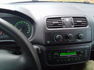 Skoda Fabia läbisõit 43700km (8 foto / 12)