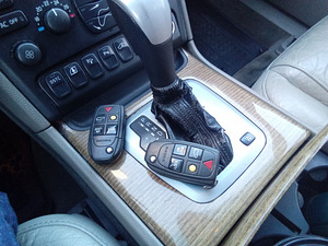 Volvo XC90 diisel, automaat, 7 kohta (9 foto / 12)