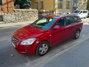 Kia Ceed дизель (2 фото из 10)
