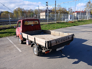 Toyota Hiace 1976. 1.6L bensiin (3 foto / 10)