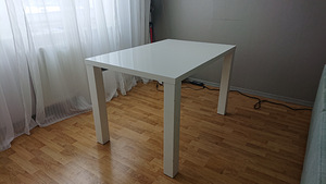 Кухонный стол (2 фото из 5)