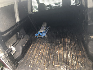 Продать/Обменять Berlingo (5 фото из 5)