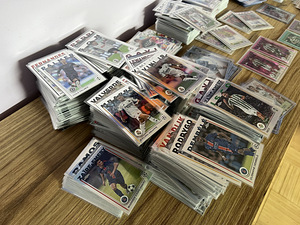 2024-25 Topps Chrome® UEFA Club Competitions jalkakaardid