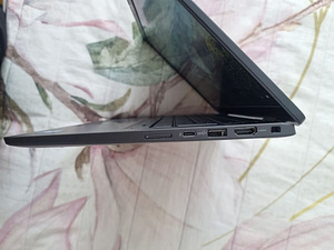 Dell Latitude 7430 (i5, 16GB, 256 SSD, Carbon, garantii) (6 foto / 10)