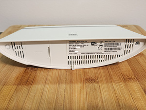 Telia Huawei B525s 4G WIFI ruuter (2,4GHz ja 5GHz) (4 foto / 5)