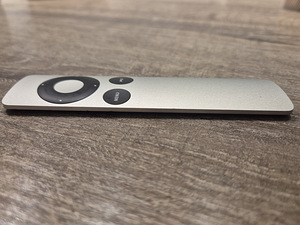 Apple TV pult / remote aluminium (A1294) (3 foto / 4)