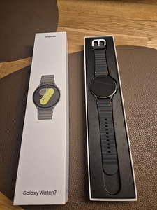 Samsung Galaxy Watch7 LTE 44mm (uueväärne) (1 foto / 8)