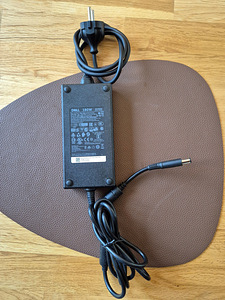 Dell 180W laadija, adapter (19.5V 9.23A 7.4mm) (1 foto / 5)