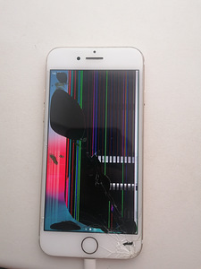 iPhone 7 32 ГБ Золотой (2 фото из 3)