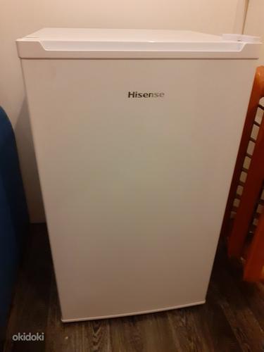 Hisense холодильник 84см (фото #1)