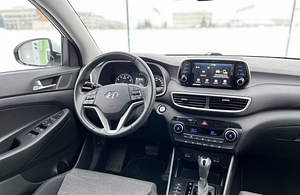 Hyundai Tucson 1.6 130kW (2 foto / 10)