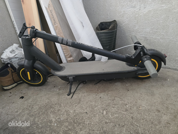 Cityway Elektritõukeratas Cityway Max 500W+ 2 tagavararehvi