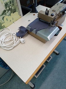 Оверлок для обработки швов (2 foto / 5)