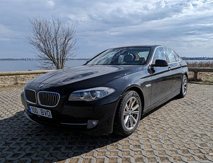 BMW 520 TwinPower Turbo (2 foto / 10)
