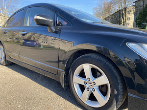 Honda civic 2006 1.8 103kW (3 foto / 9)