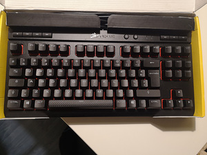Corsair K63 (1 foto / 1)