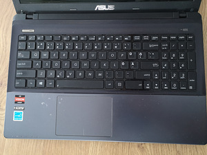ASUS K55N-HA8123K Sülearvuti (3 foto / 8)