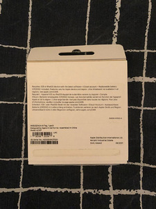 Apple AirTag (2 foto / 4)