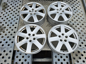 Peugeut 17" valuveljed (1 foto / 6)