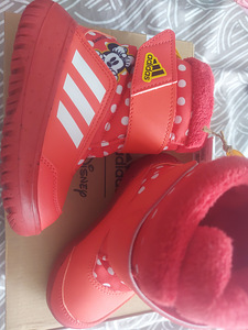 Adidas saapad 24 (3 foto / 3)