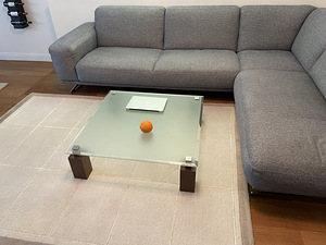 Дизайнерский диванный итальянский столик 90х90х26 см